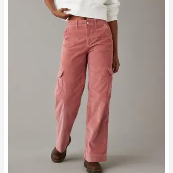 American Eagle Outfitters Pants - NWT American Eagle Dreamy Corduroy Super High-Waisted Baggy Wide-Leg size 6